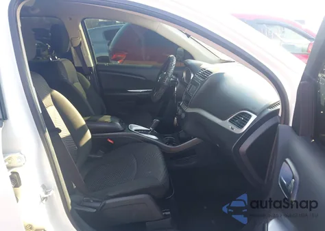 2020 Dodge Journey Se Value z USA, uszkodzony, nr VIN 3C4PDCAB1LT273556